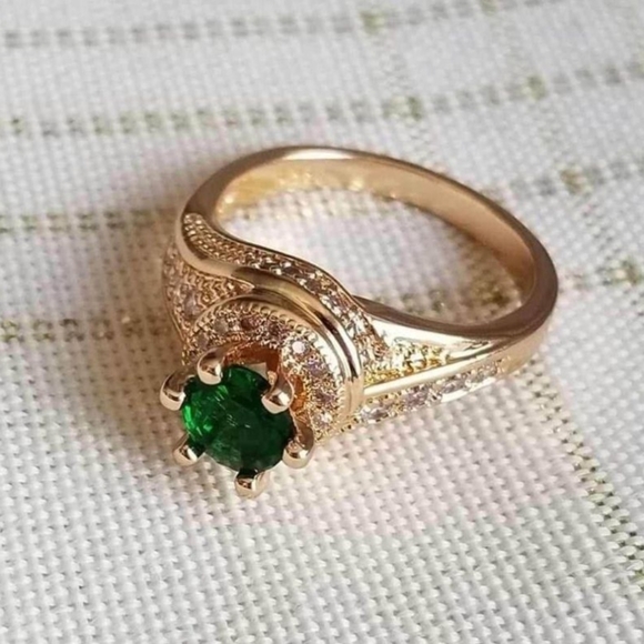 New 18K Gold Plated Round Cut Emerald Diamond Ring for Women - Picture 9 of 11